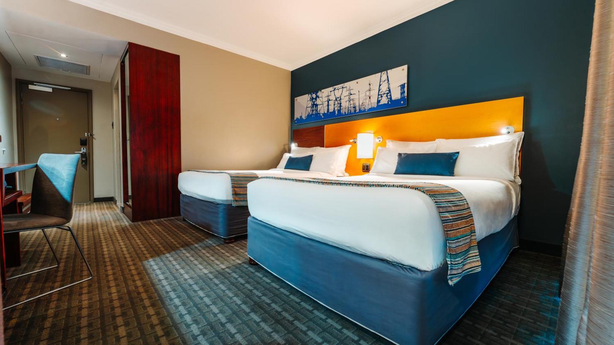 Blackrock Hotel Newcastle Bagian luar foto
